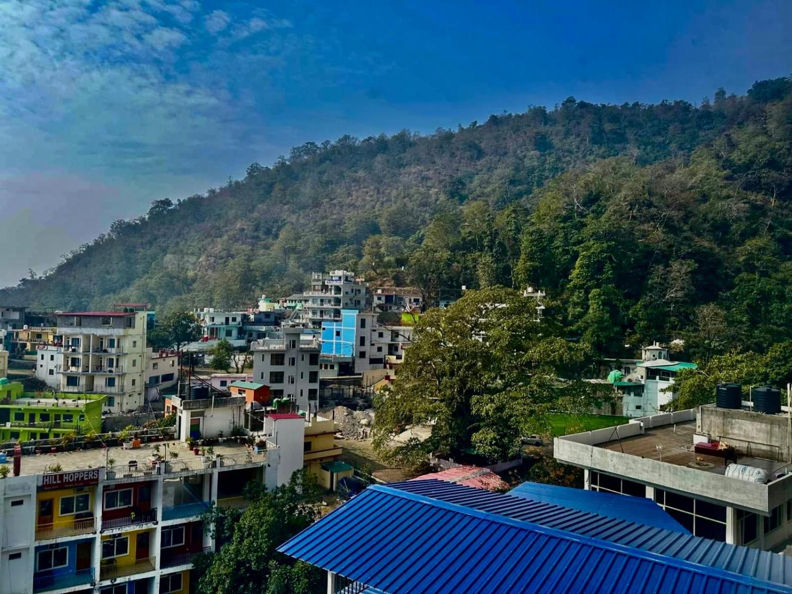 Bonfire Hostels Rishīkesh Exterior foto